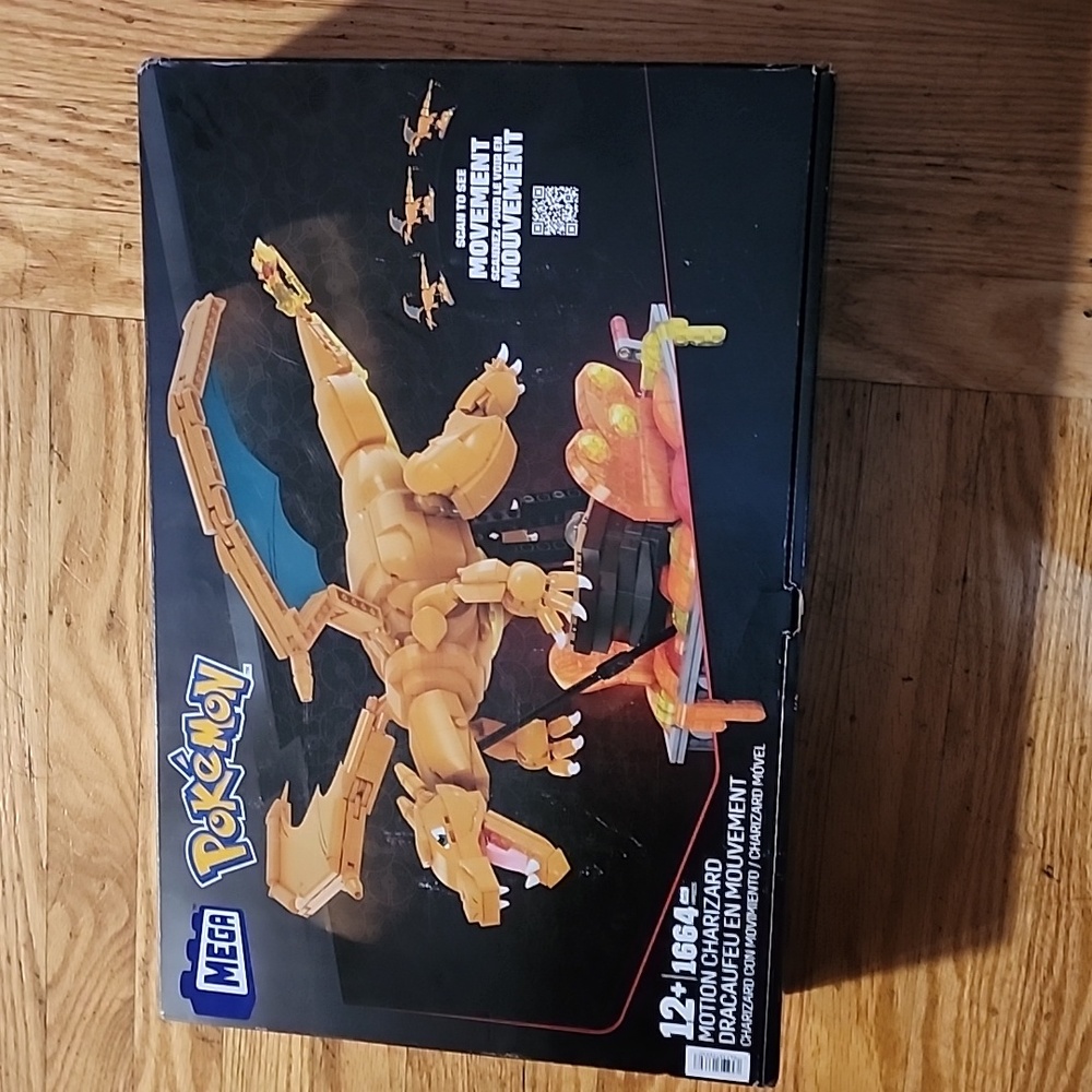 MEGA Pokemon Charizard Building Kit with Motion - 1664pcs